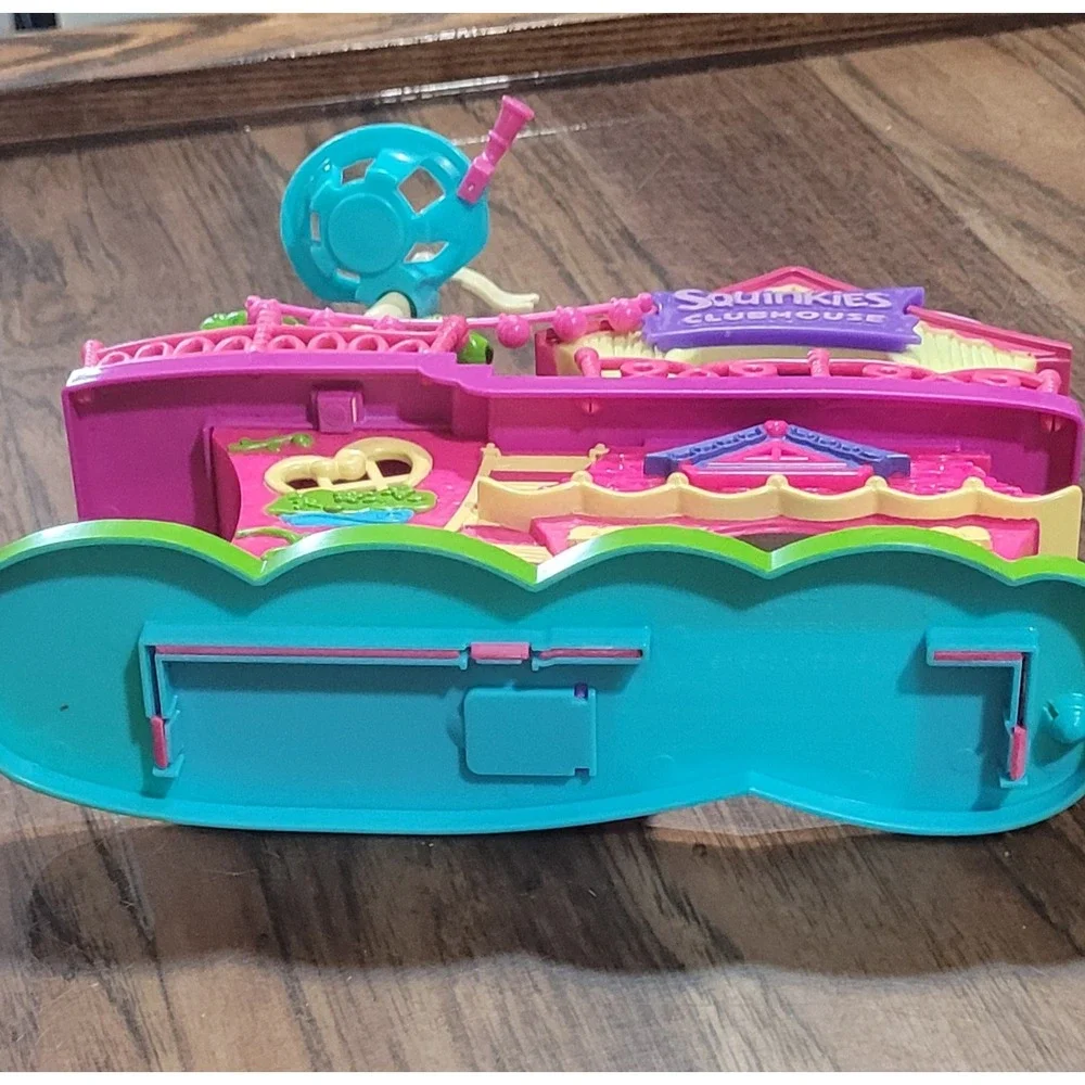 Squinkies Clubhouse  Play & Display Playset Only No Squinkies 8